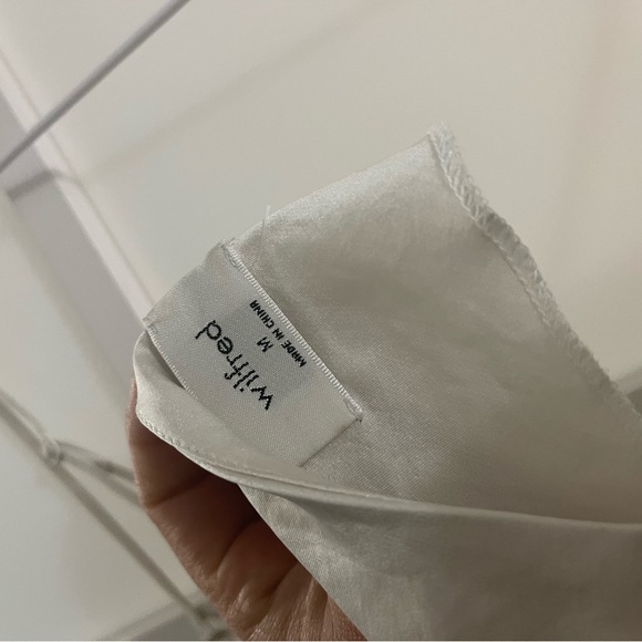 Aritzia Allusion Camisole | Size M - Picture 5 of 5